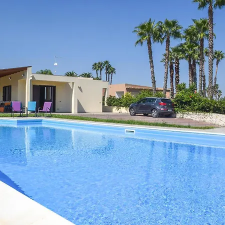Holiday home 5 Bedroom Gorgeous In *