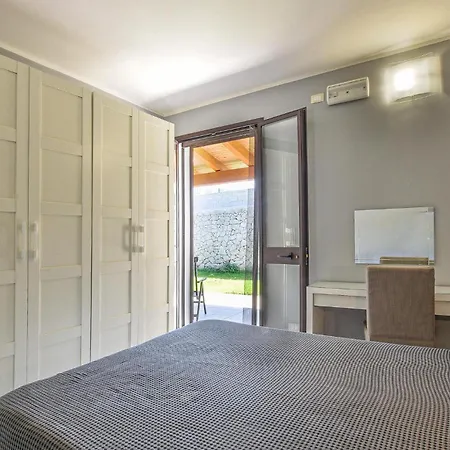 5 Bedroom Gorgeous In